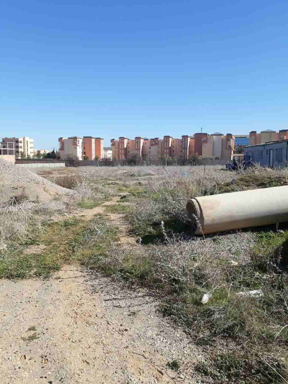أرض للبيع
في تلمسان تحديدا في أرض بوخاتم قرب جامعة larokait
1700m²
Livré foncé
Plus d'information appelle moi sur le nmro
0656643259
