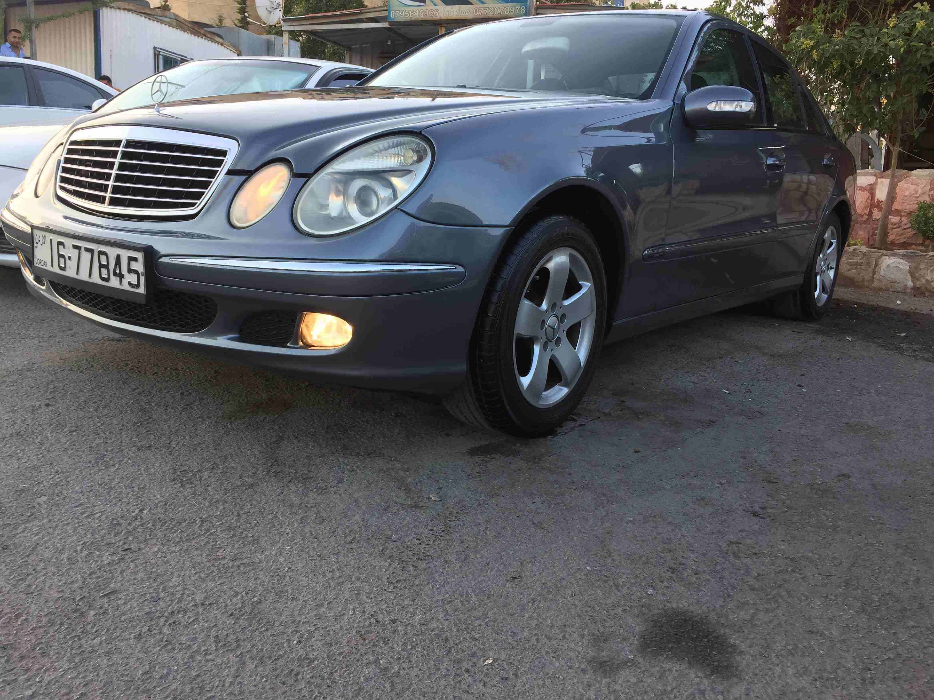 مرسيدس E200موديل 2005
فحص كامل بدون اي ملاحظه
فتحه
جلد
جير اوتومتيك
جنط
زجاج كهرباء
تحكم طاره
مثبت سرعه
اضوء زنن
كاوشوك جديد
مكيف
حراج طبربور معرض الطفيلي